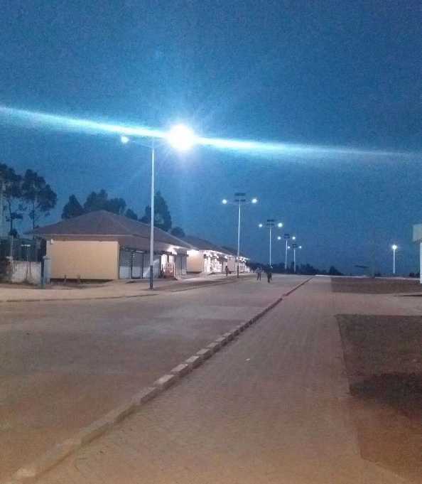 紫阳县非洲科特迪瓦太阳能路灯工程